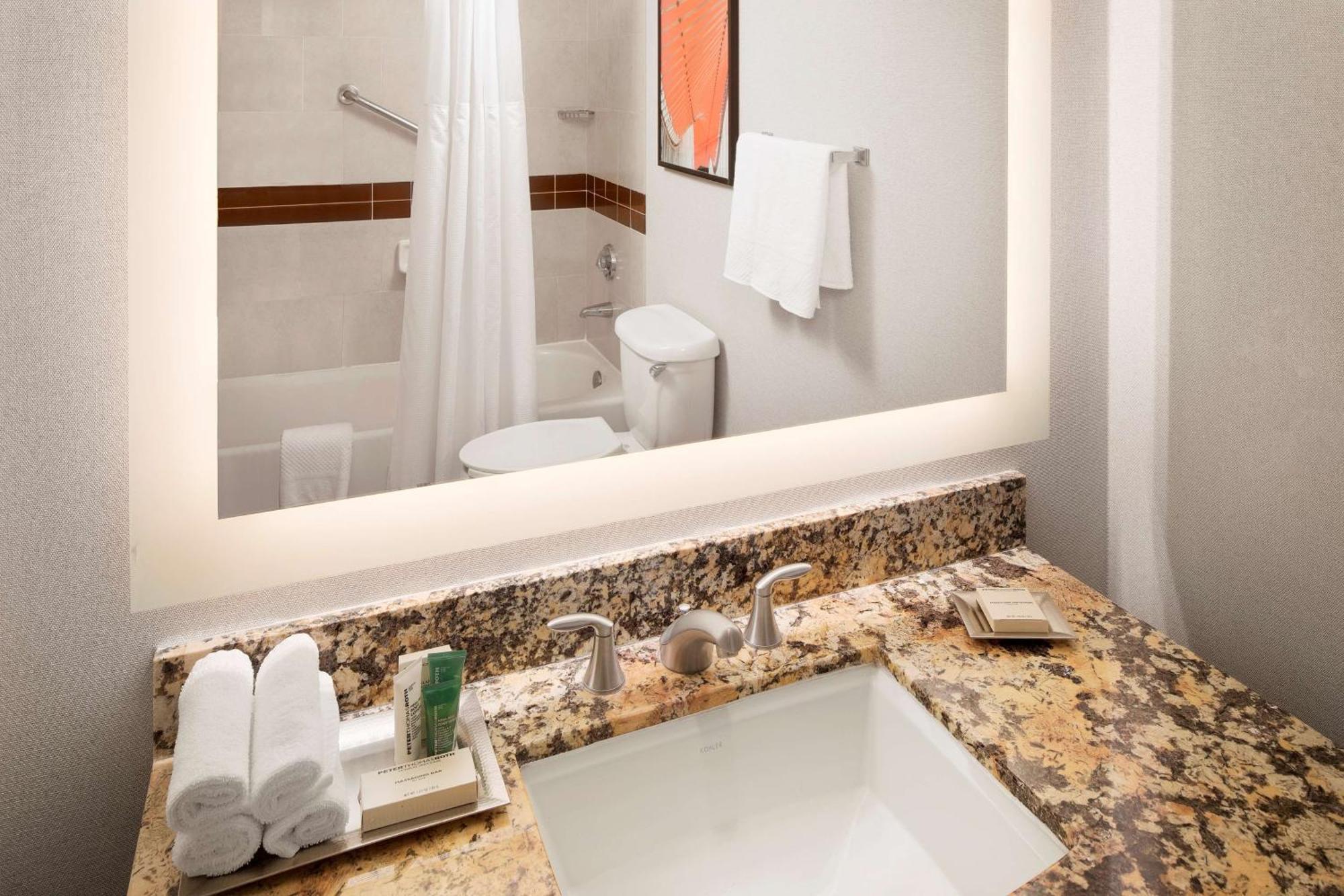 Hilton University Of Florida Conference Center Gainesville Bagian luar foto